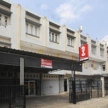 Oyo 1448 Kartini Residence Syariah Бандар-Лампунг Экстерьер фото
